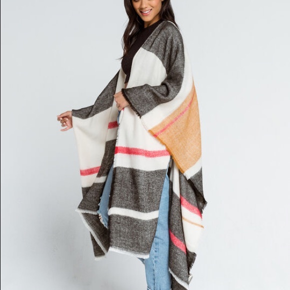 LAST CHANCE 🎉 Billabong Boho Kimono Wrap - Picture 9 of 11